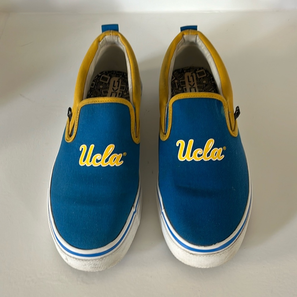 UCLA unisex slip on shoes